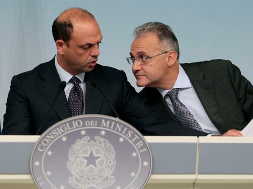 Sbarco immigrati, il governo lancia l'operazione "Mare nostrum"