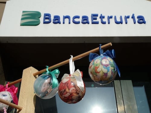 Banca Etruria, ecco tutti gli affari della cricca renziana