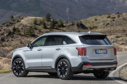 Kia Sorento 2024: guarda tutte le foto 5