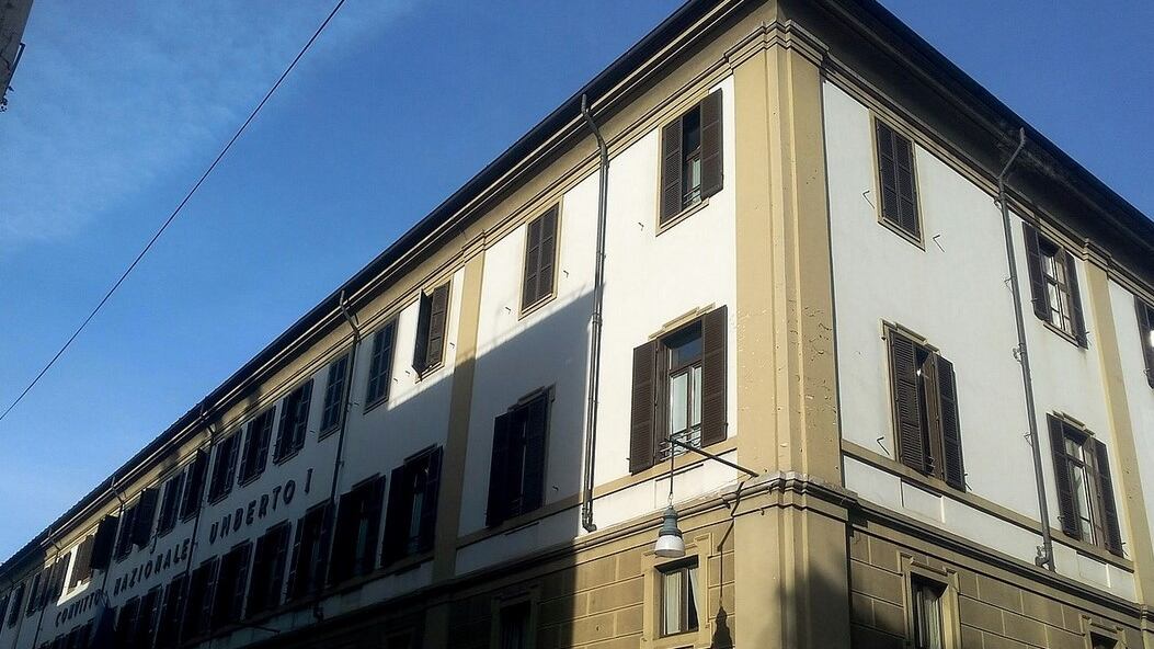 Molestie su due studentesse, ma il bidello viene riabilitato. Protesta al Convitto di Torino