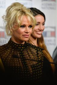 Pamela Anderson contro il foie gras 17