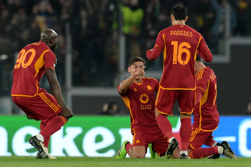 Dybala gol Roma Brighton