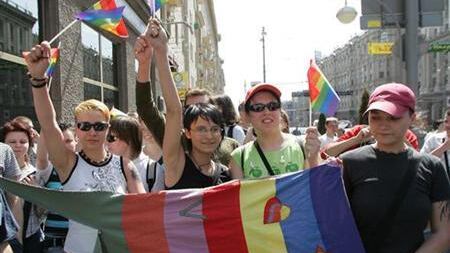 La Russia sta per adottare una legge anti gay