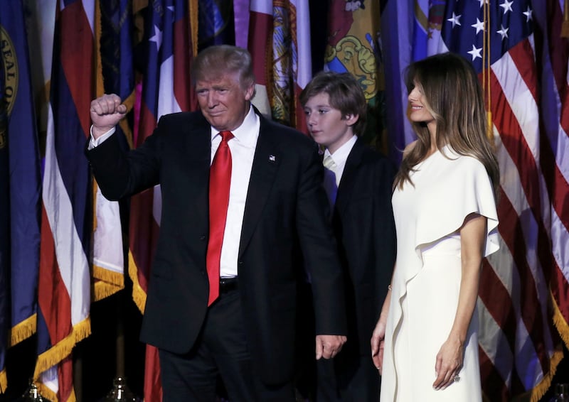 Milly D'Abbraccio e Donald Trump, immagini 10
