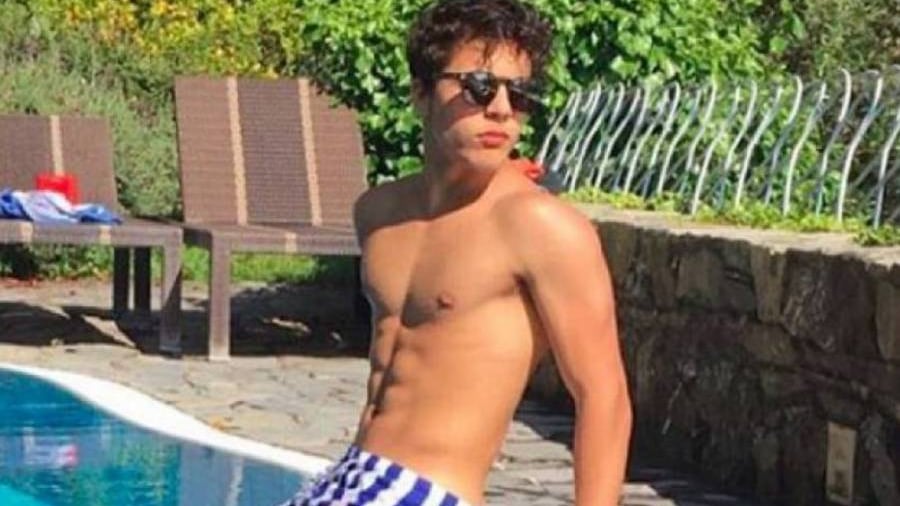 "Inattendibile": così Grillo vuol screditare la ragazza che accusa Ciro & Co.