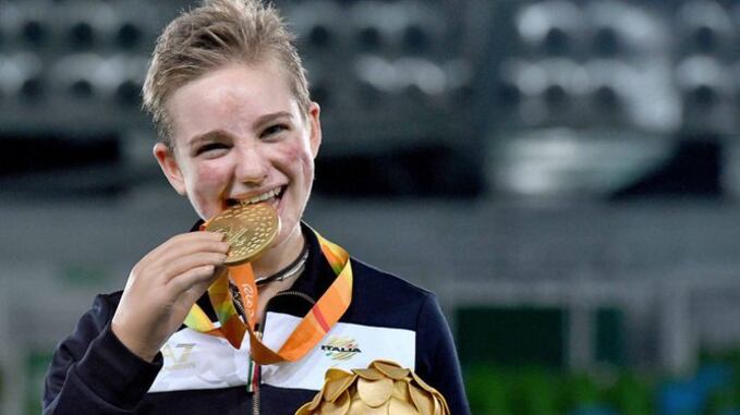 Coppa del Mondo, Bebe Vio fa l'en plein: vittoria nel fioretto ad Amsterdam
