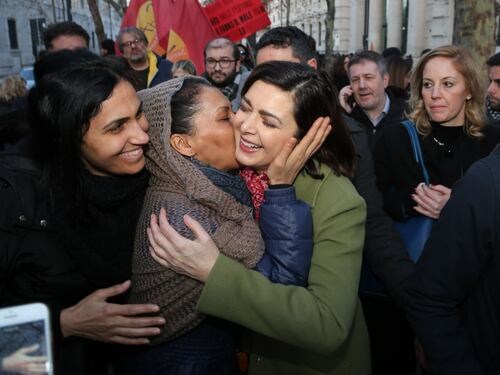 Boldrini al corteo antirazzista tra contestazioni e "Bella ciao"