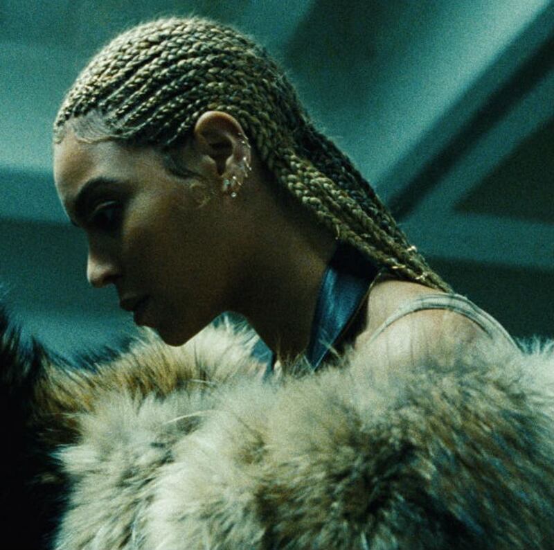 Beyoncé  7