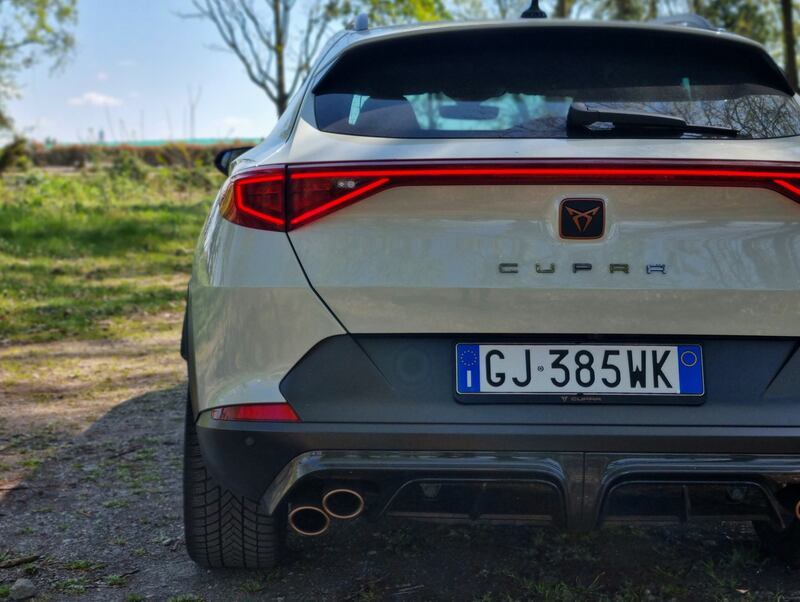 Cupra Formentor VZ5 Taiga Grey - La Prova  11