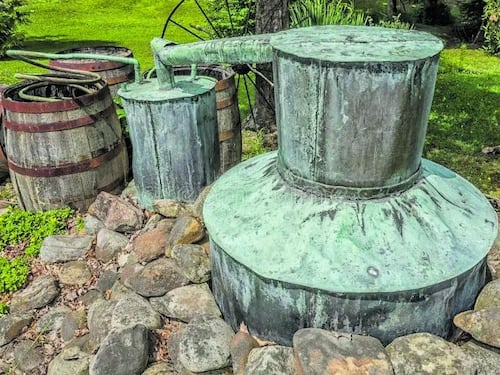 "Moonshine", il distillato bianco di pionieri e contrabbandieri