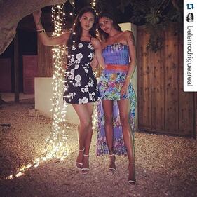 Belen e Cecilia Rodriguez: scatti hot in spiaggia 7