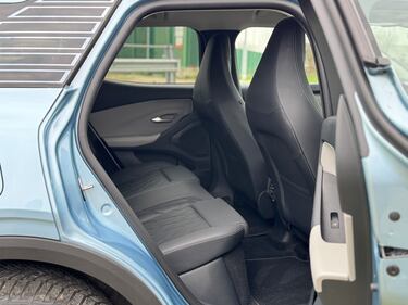 Ford Explorer EV: guarda la gallery del nuovo SUV americano 14
