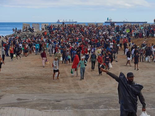 Il focolaio Ceuta. “Allarme infezioni, serve il lockdown”