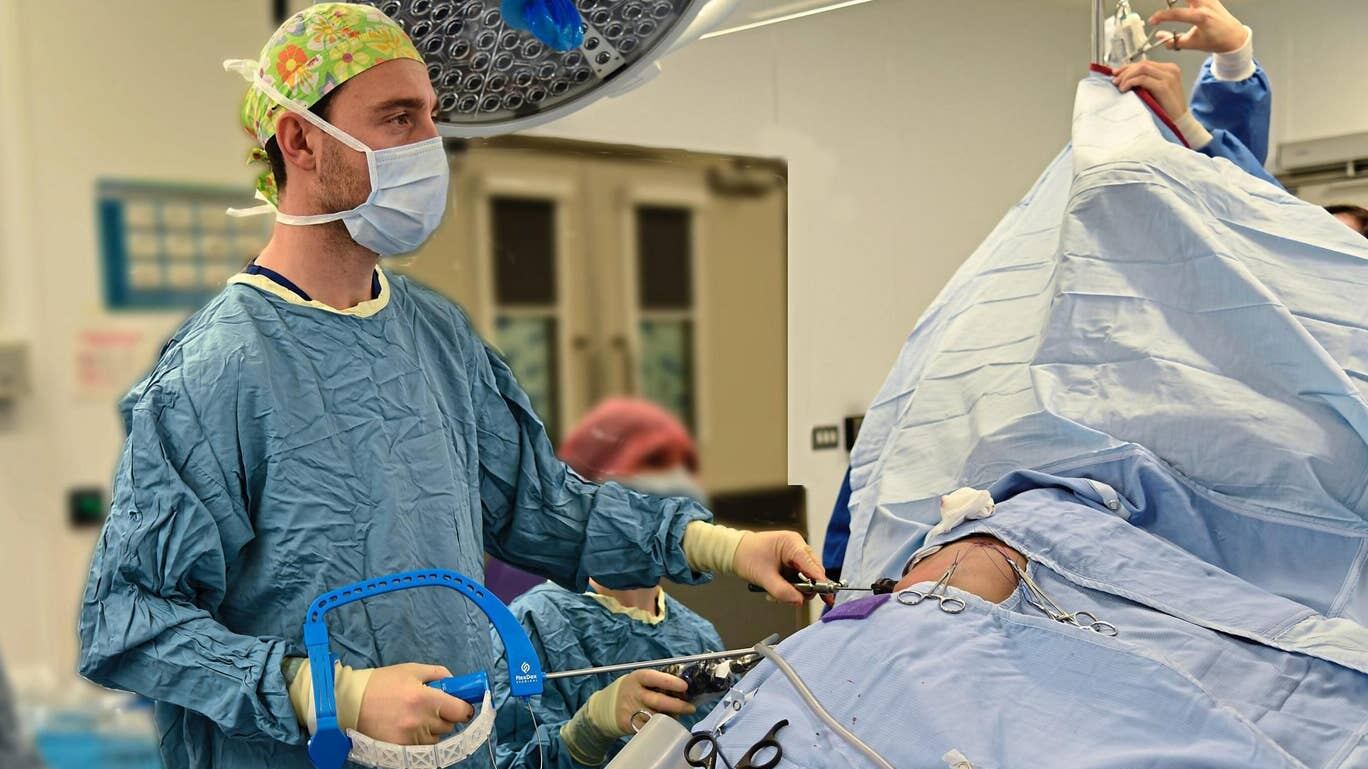 Chirurgo brianzolo esegue intervento unico al mondo su bimbo di 6 anni