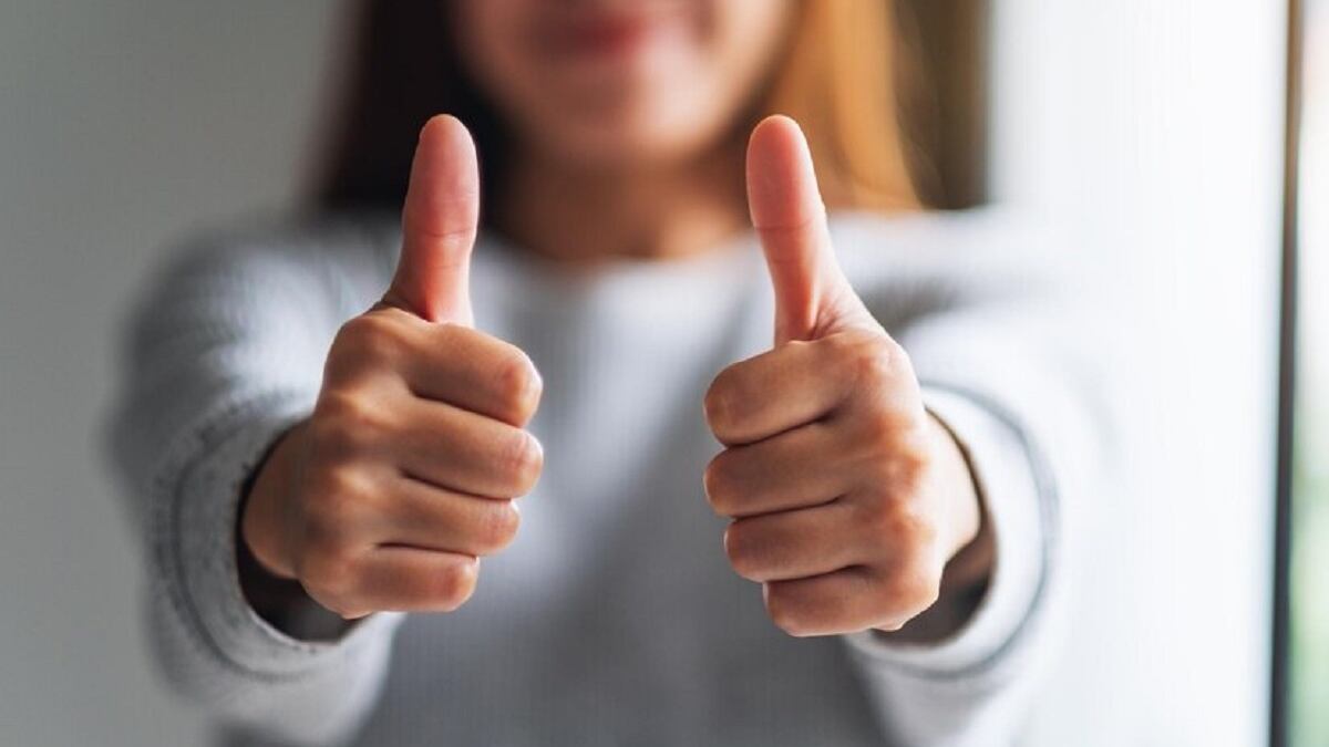 Giornata mondiale del complimento: modi, tempi ed espressioni curiose per complimentarsi