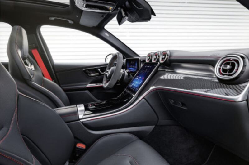 Mercedes-AMG GLC, guarda la gallery 8