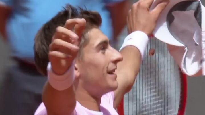 Tennis, impresa di Arnaldi a Madrid: batte Ruud in 2 set e vola al terzo turno