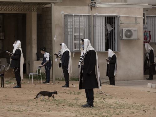 Israele oltre l'emergenza. Al via asili, negozi e hotel