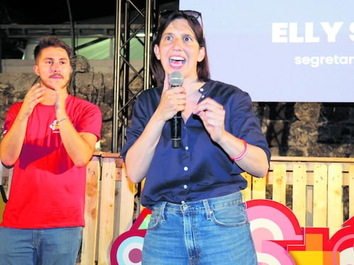“Stop al riarmo”: Schlein si allinea a Conte e divide i dem