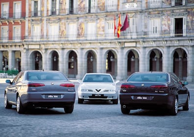 Alfa Romeo 166, guarda la gallery 3
