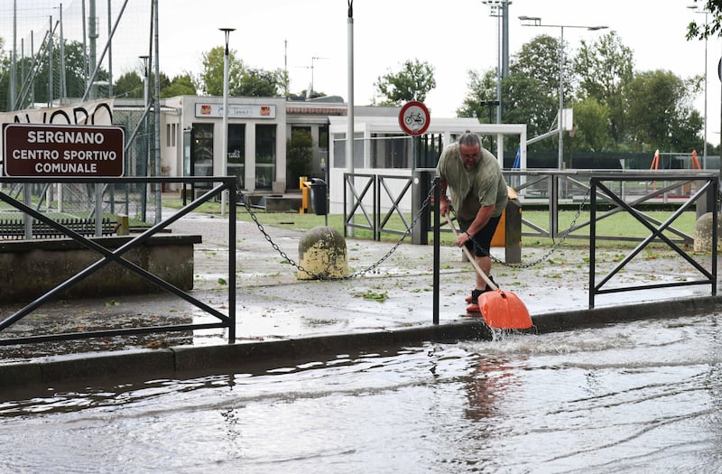 L'Italia spaccata in due, ecco gli effetti del maltempo: le immagini dalle Regioni 10