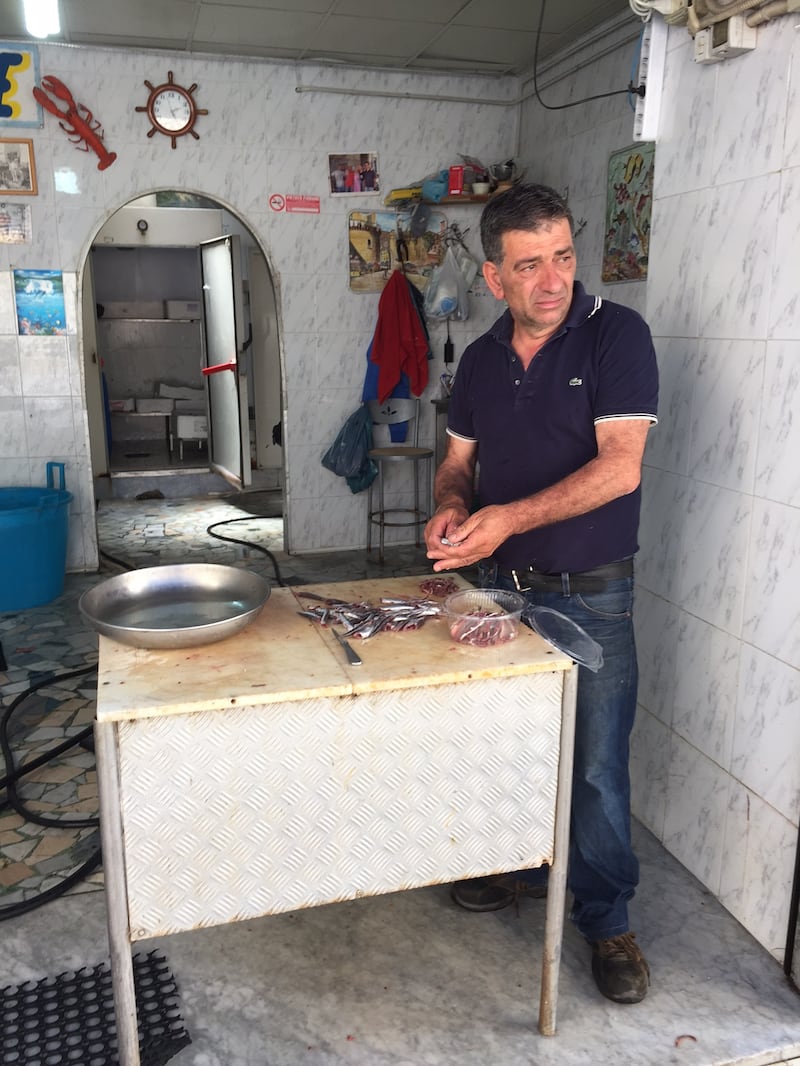 Napoli, piazza Garibaldi e Porta Nolana 18