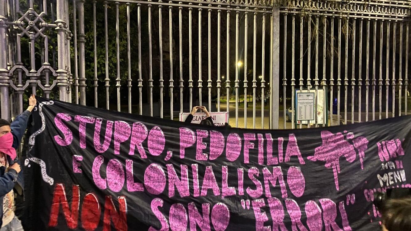 "Questa statua verrà giù". L'odio femminista contro Indro Montanelli