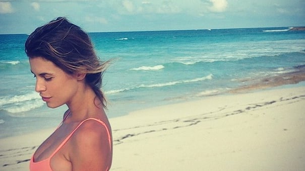 Elisabetta Canalis: "Aspetto una bambina, spero assomigli al papà"