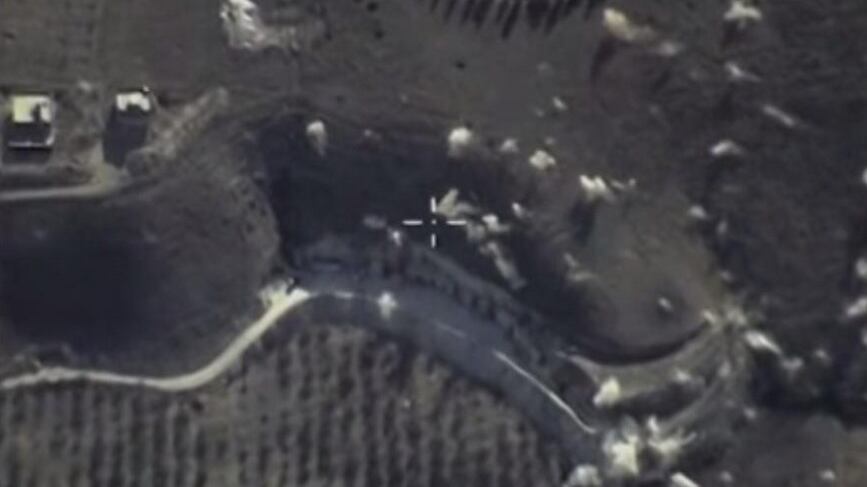 Bbc: "Nuovi raid russi in Siria". Mosca: "Colpite 8 basi Isis"