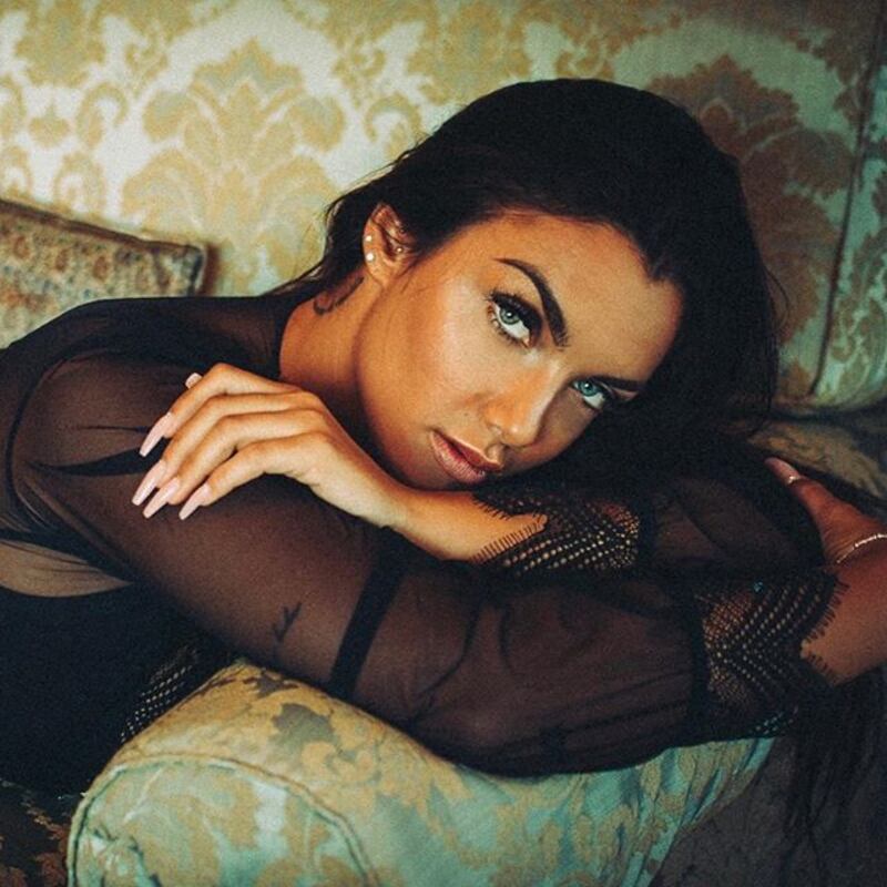 Elettra Lamborghini mozzafiato: gli scatti dell'ereditiera più famosa d'Italia 11