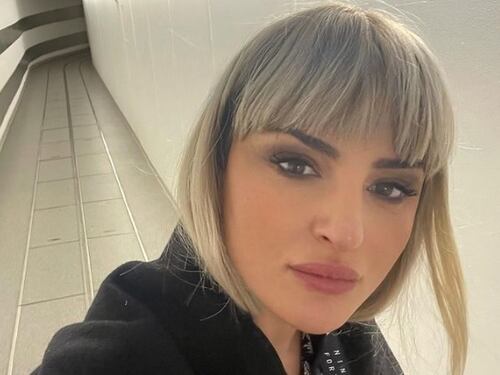 "Mi sono rotta i c... di me stessa". L'amaro sfogo di Arisa sui social