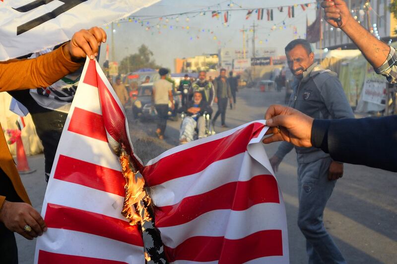 Iraq, assalto all'ambasciata Usa: bruciate bandiere americane 5