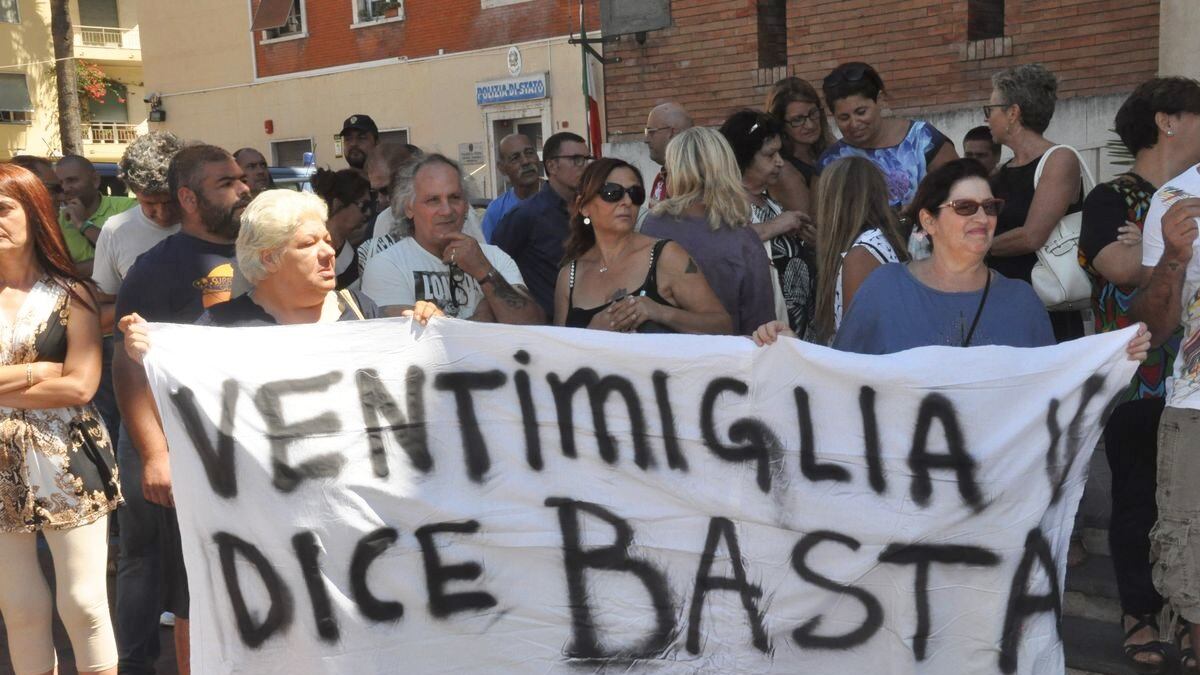 Il sindaco Pd contro i migranti: "Ora arrivano solo delinquenti"