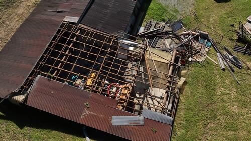 Devastazione e tetti scoperchiati, i danni in Val Seriana dopo il violento temporale 9