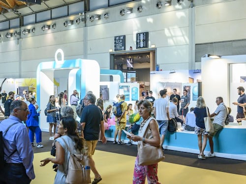 Grande affluenza di pubblico e di ministri allo stand Acea per la 46ª edizione del Meeting di Rimini