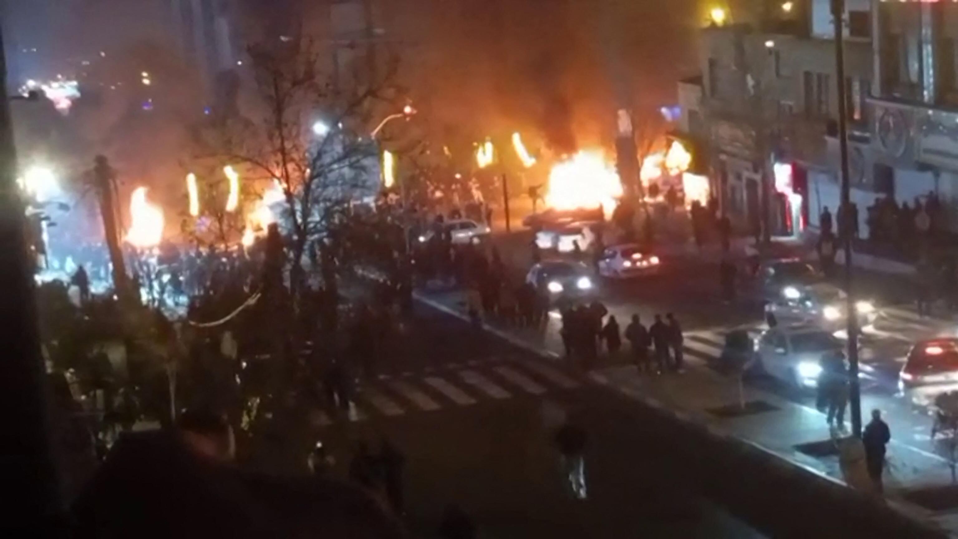 "Aiuta l'Iran a catturare i manifestanti": l'accusa contro l'azienda hi-tech cinese