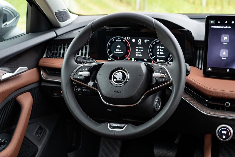 Skoda Superb, guarda la gallery 11