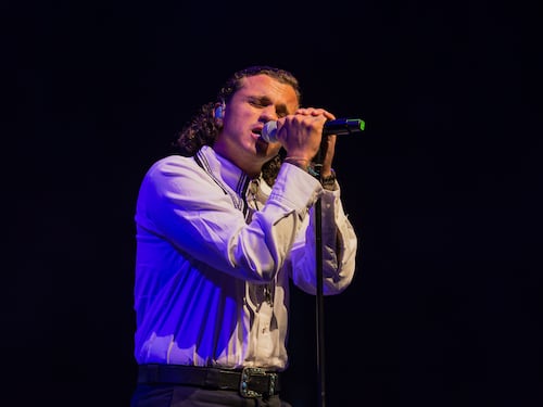 Amici 2026, chi è Samurai Jay: i primi passi nel mondo della musica, Sanremo e la storia con Isobel