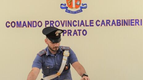 Spacciava droga su una Porsche: gli affari loschi dello straniero
