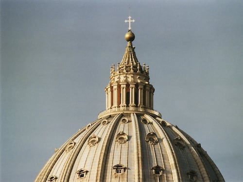 Imu, via libera dall'Ue all'esenzione per la Chiesa