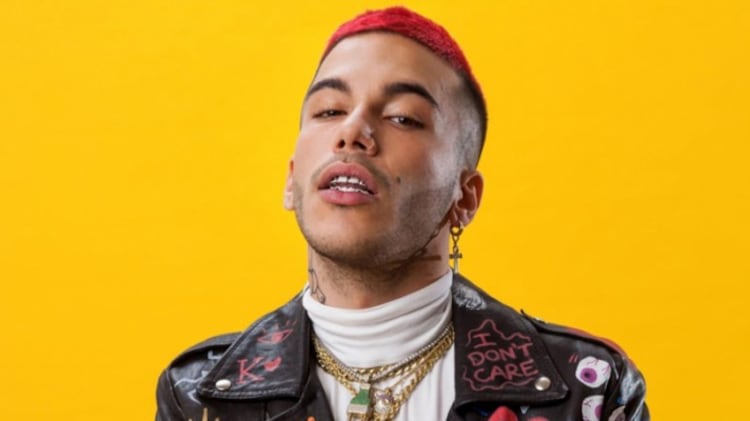"La rieducazione passa anche per la musica": nuova bufera su Sfera Ebbasta