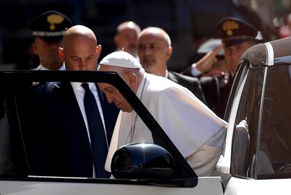 Papa Francesco a Palazzo Madama per Napolitano: l'omaggio a sorpresa del pontefice 2