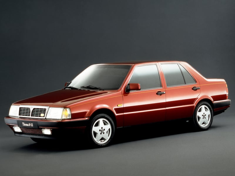 Lancia Thema, guarda la gallery 40