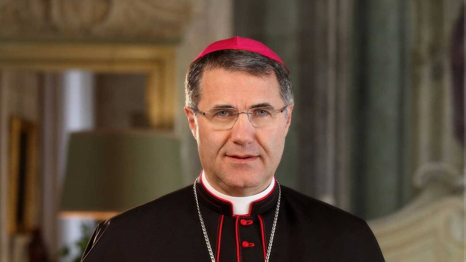 L'arcivescovo di Palermo Lorefice: "Campi di concentramento in Libia con la nostra complicità"