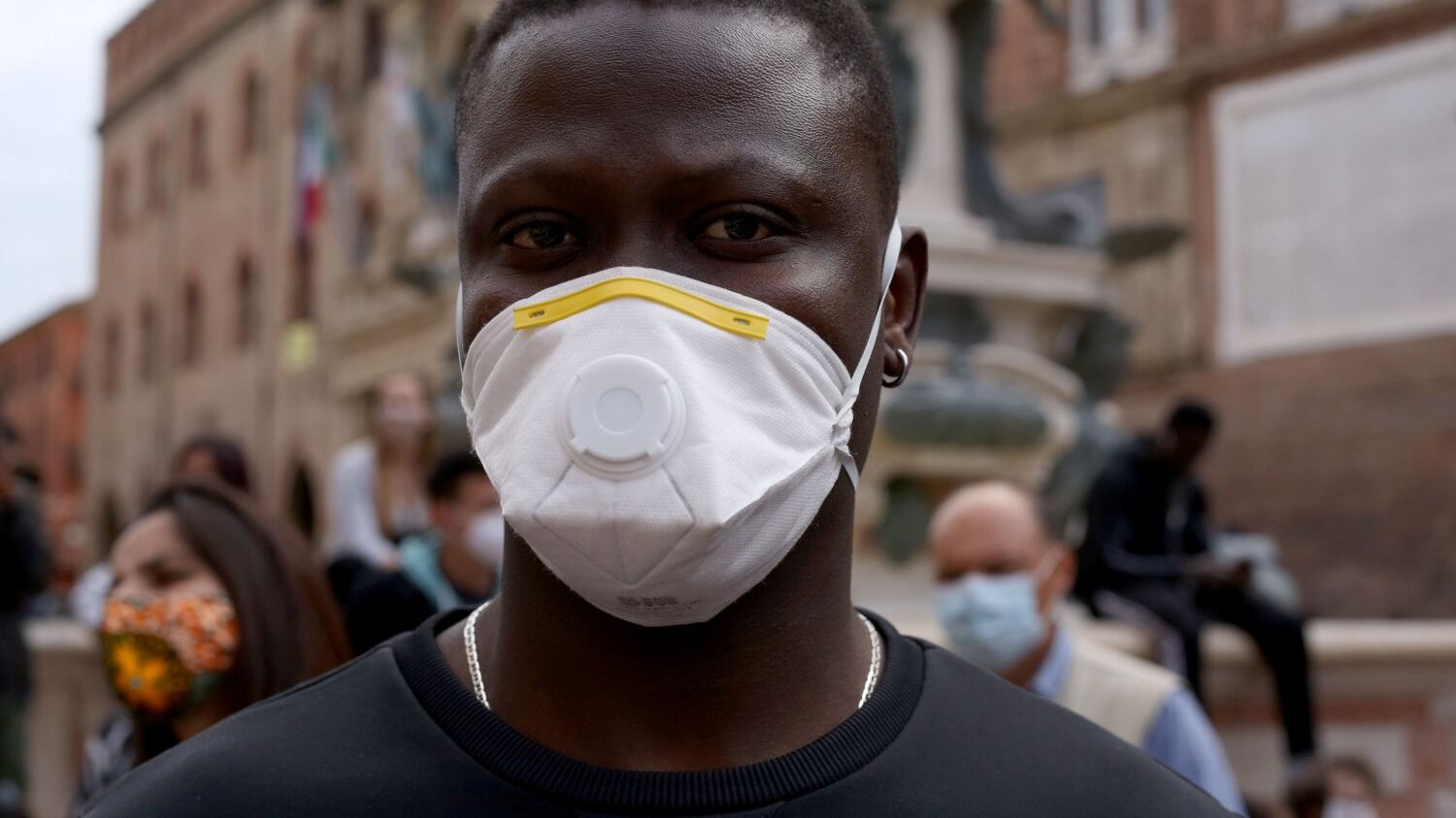 È ufficiale: sanatoria "disastro". Le domande non decollano