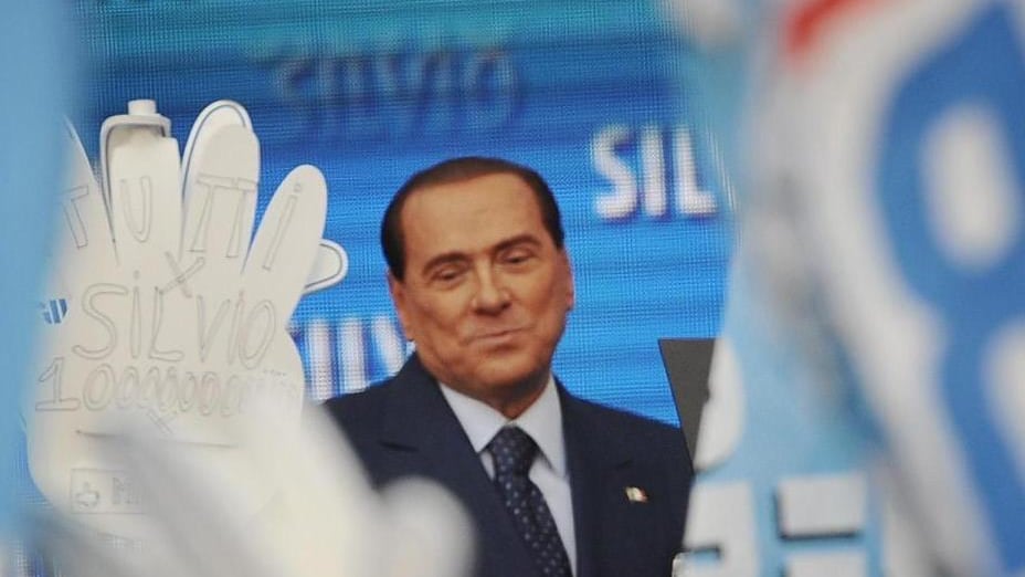 Berlusconi ora vede nero: così non si supera l'estate