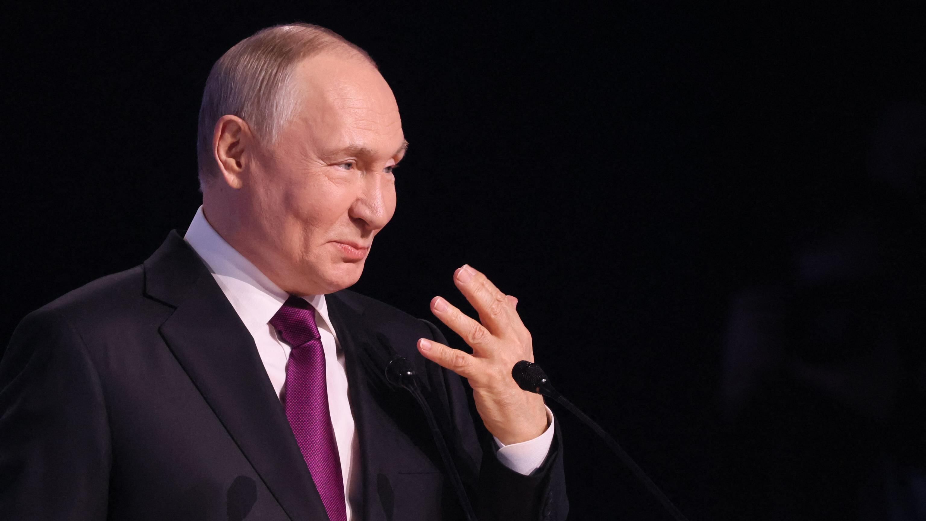 Asse Usa-Russia. C'è il piano di Putin: "Avanziamo veloci"