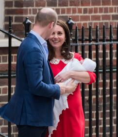 Kate Middleton e il Principe William col Royal Baby 5