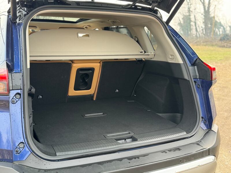 Nissan X-Trail e-Power: guarda la gallery del nuovo SUV ibrido 11
