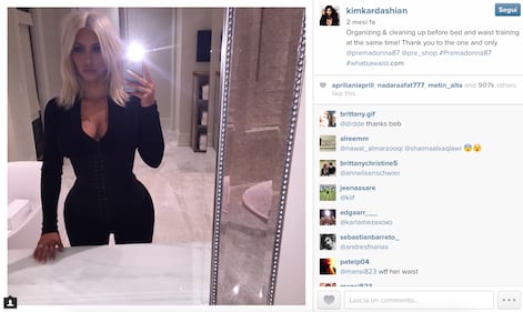 Kim Kardashian realizza un libro di selfie 11